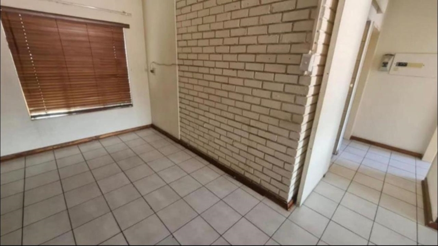 2 Bedroom Property for Sale in Rustenburg Central North West